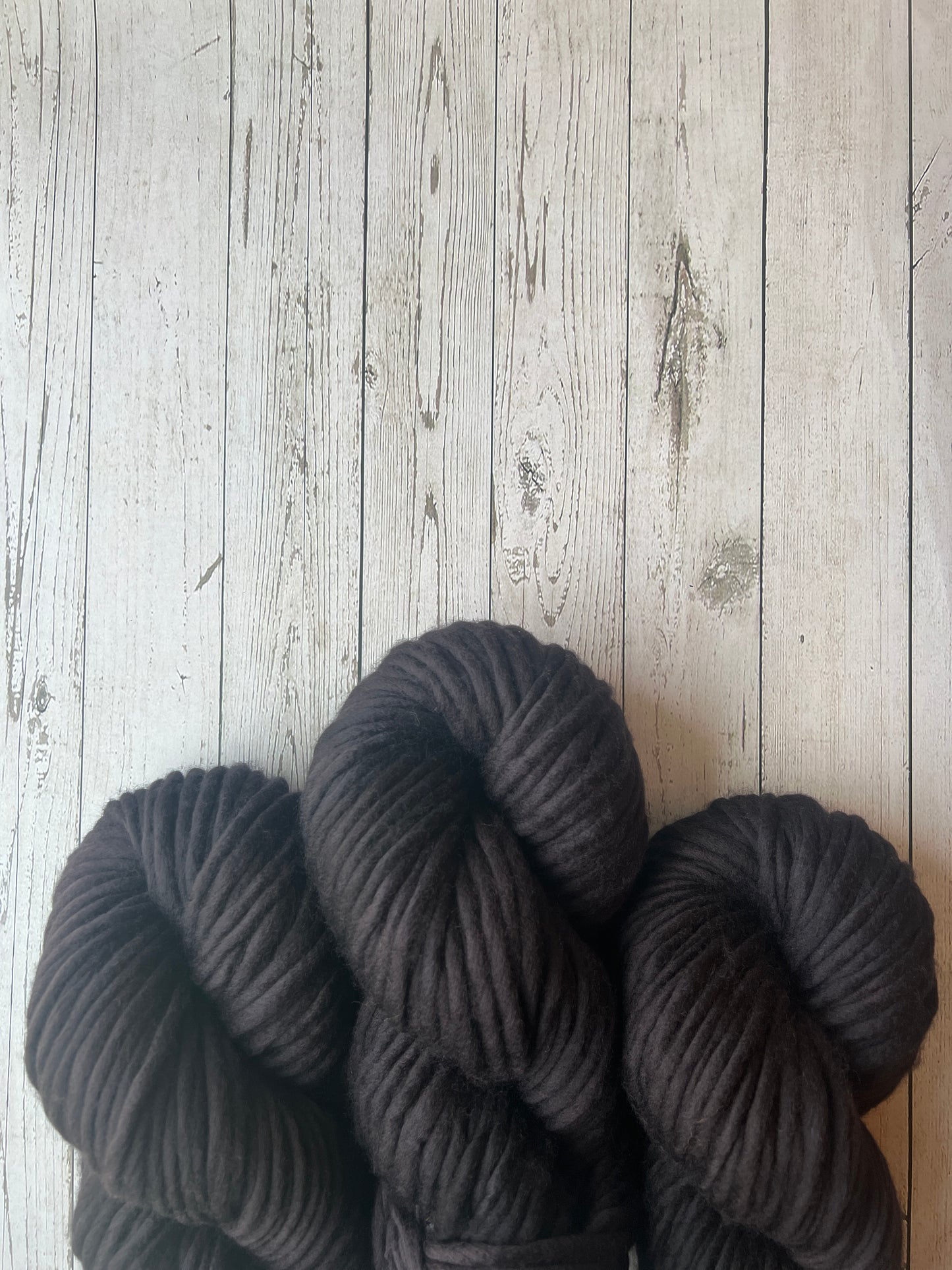 READY TO SHIP | Super Bulky - Noir