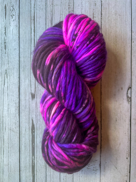 READY TO SHIP | Super Bulky - Rhys (ACOTAR)