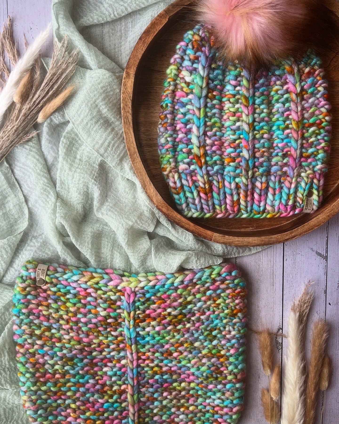 100% Merino Wool Knit Cowl & Beanie Set