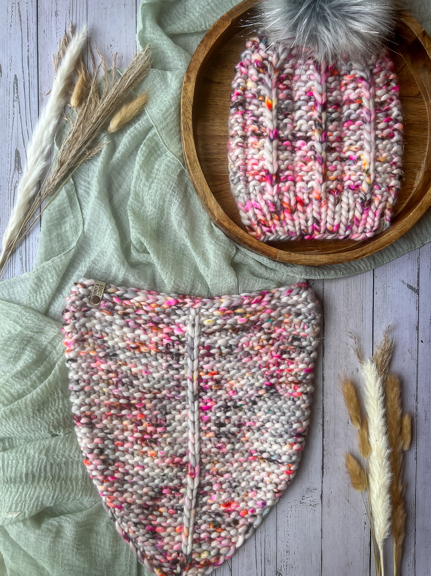 100% Merino Wool Knit Cowl & Beanie Set