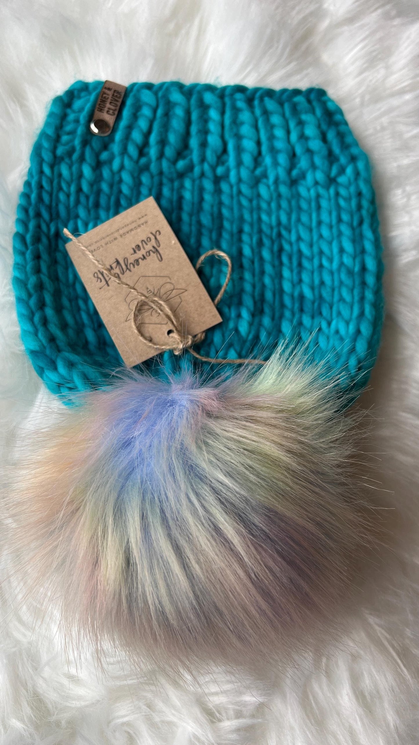 Kid's 100% Merino Wool Luxury Knit Beanie with faux fur Pom Pom | Kid/Youth 3-10