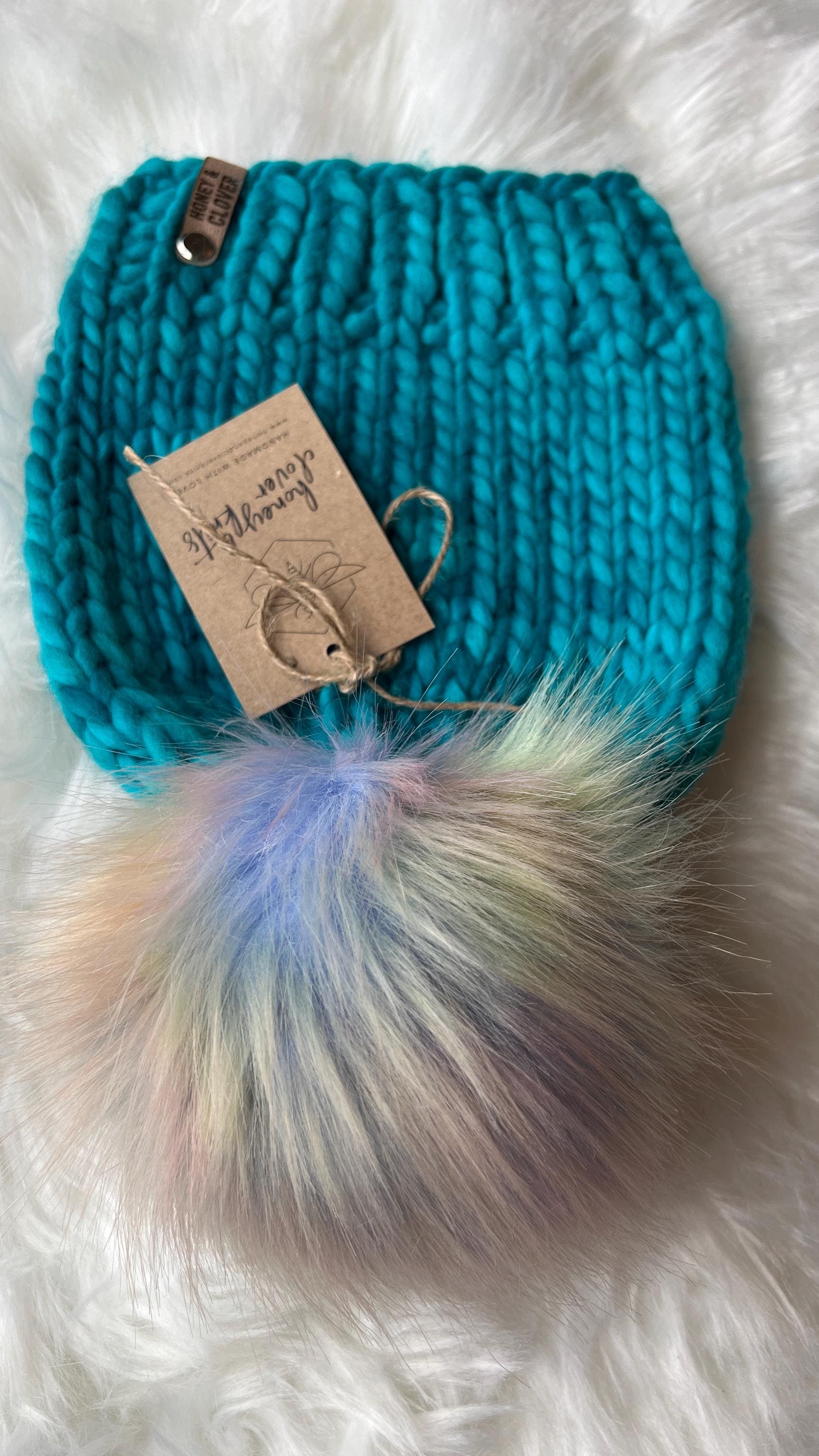 Kid's 100% Merino Wool Luxury Knit Beanie with faux fur Pom Pom | Kid/Youth 3-10