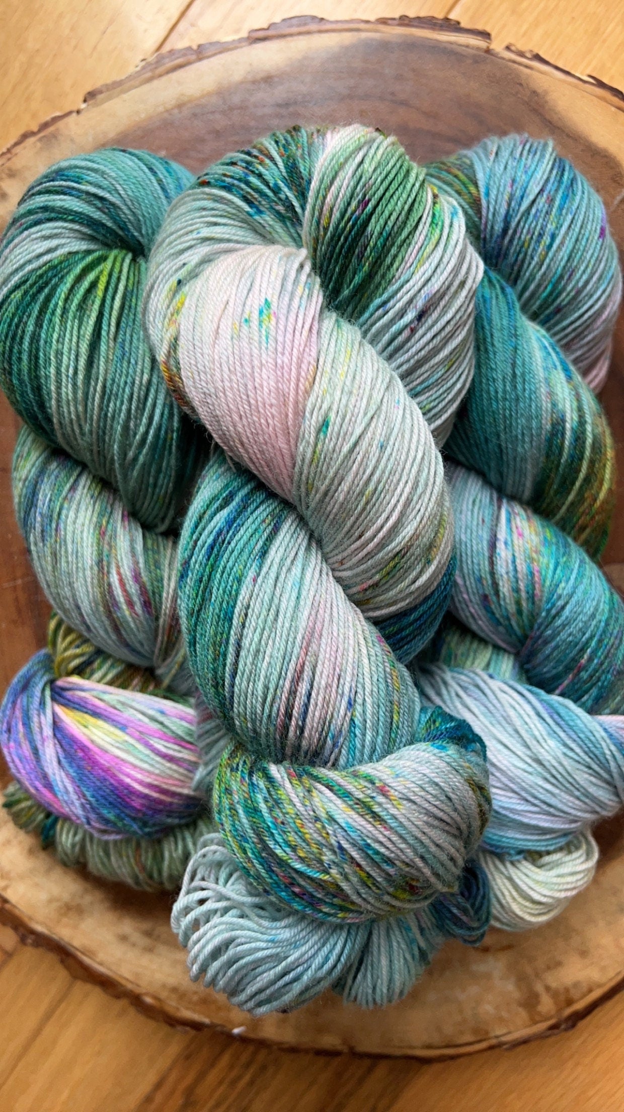 Hand-Dyed Merino Wool Yarn - Soft and Durable Yarn for Knitting and Crocheting | Indie Dyed Merino Wool | Fingering | La Isla Bonita