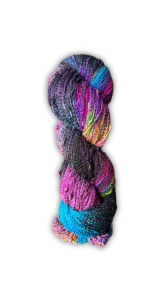 Hand dyed yarn | slub yarn | hand dyed merino wool yarn | indie dyed wool | Rave