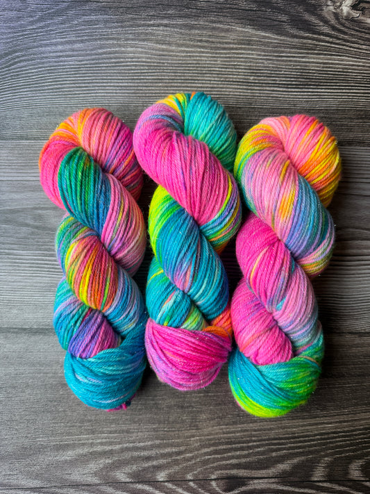 PRE-ORDER | DK/Sport - Rainbow Brite