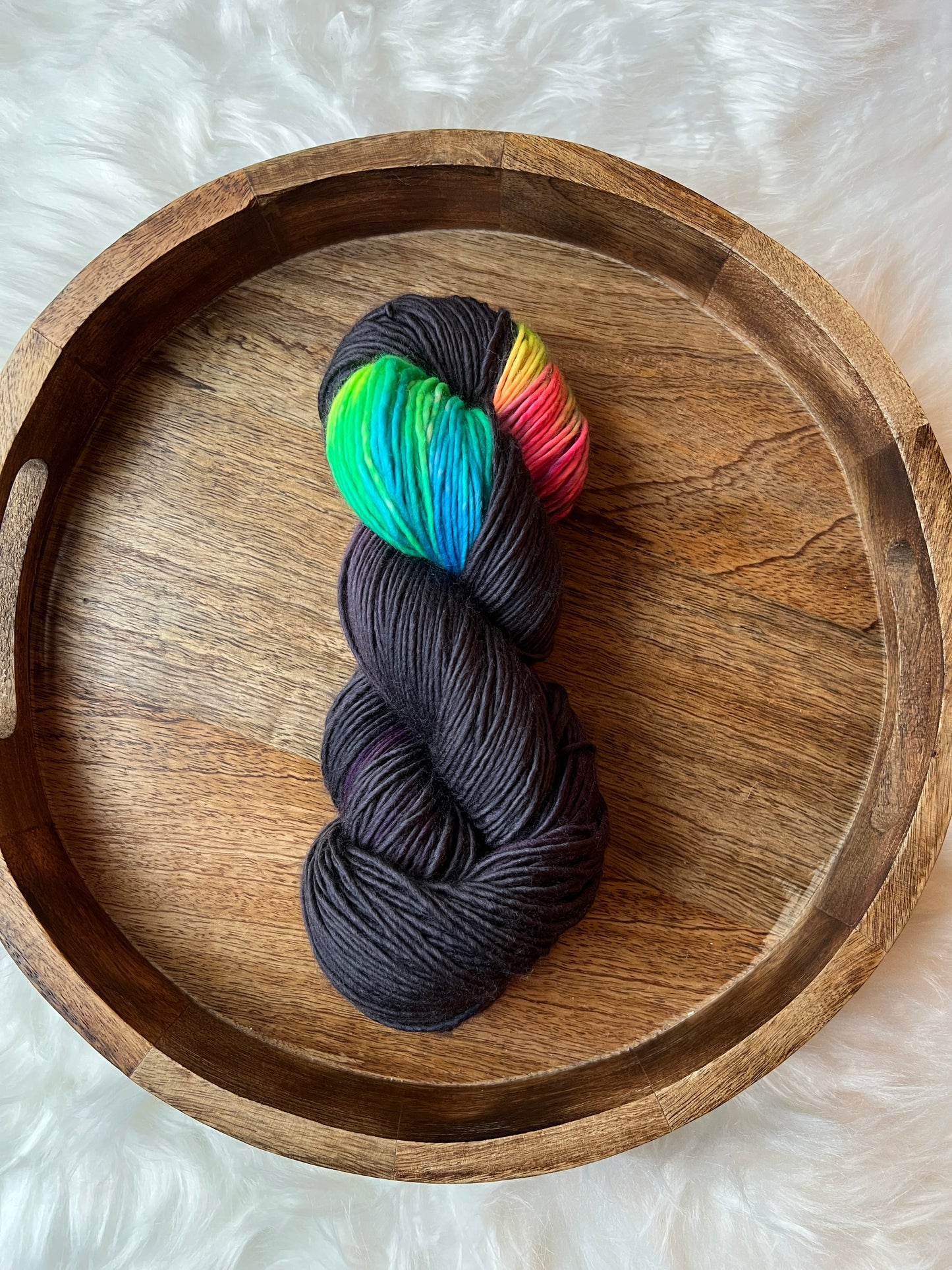 READY TO SHIP | Single-ply Worsted - Skull&Hooks