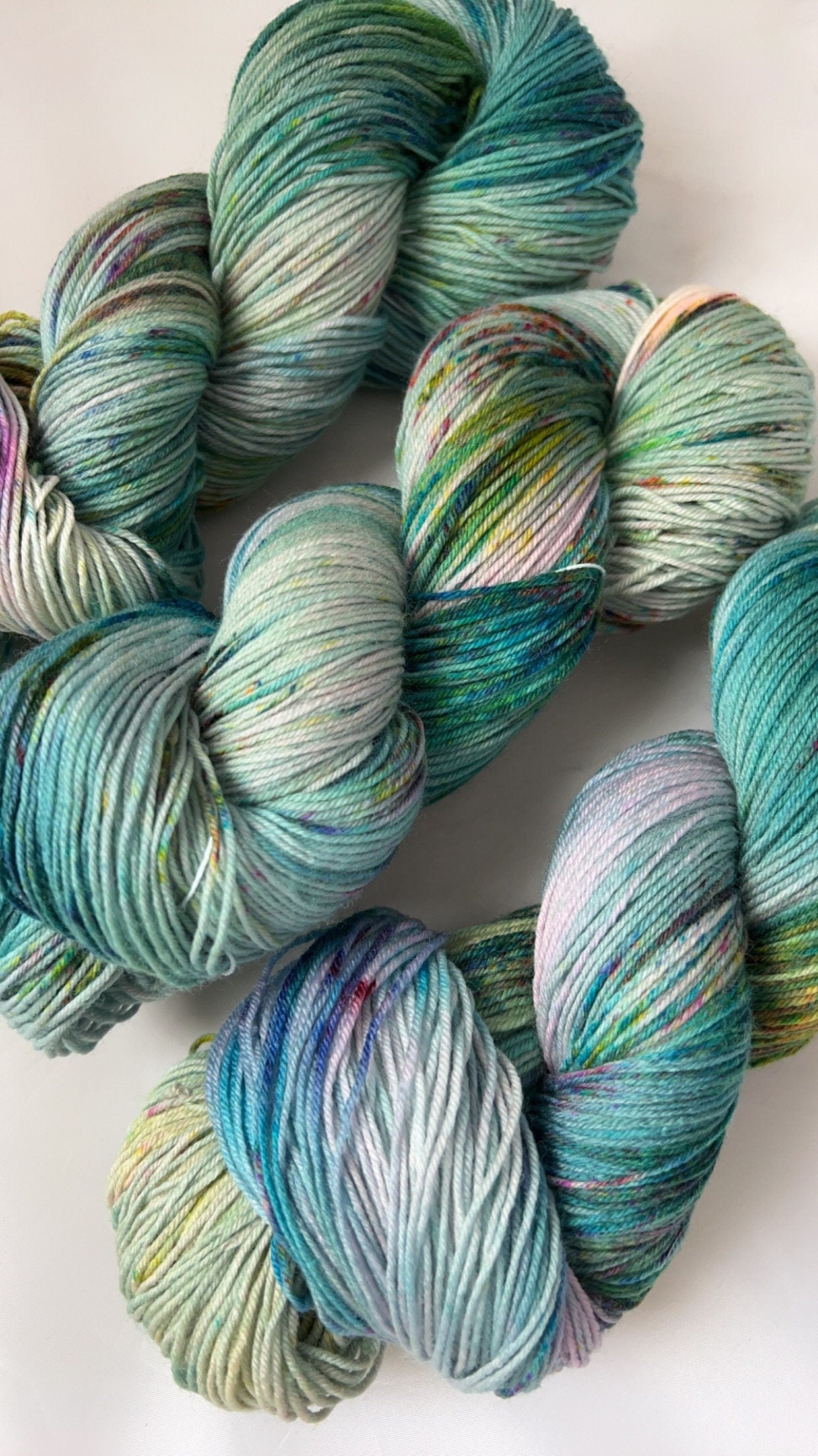 Hand-Dyed Merino Wool Yarn - Soft and Durable Yarn for Knitting and Crocheting | Indie Dyed Merino Wool | Fingering | La Isla Bonita