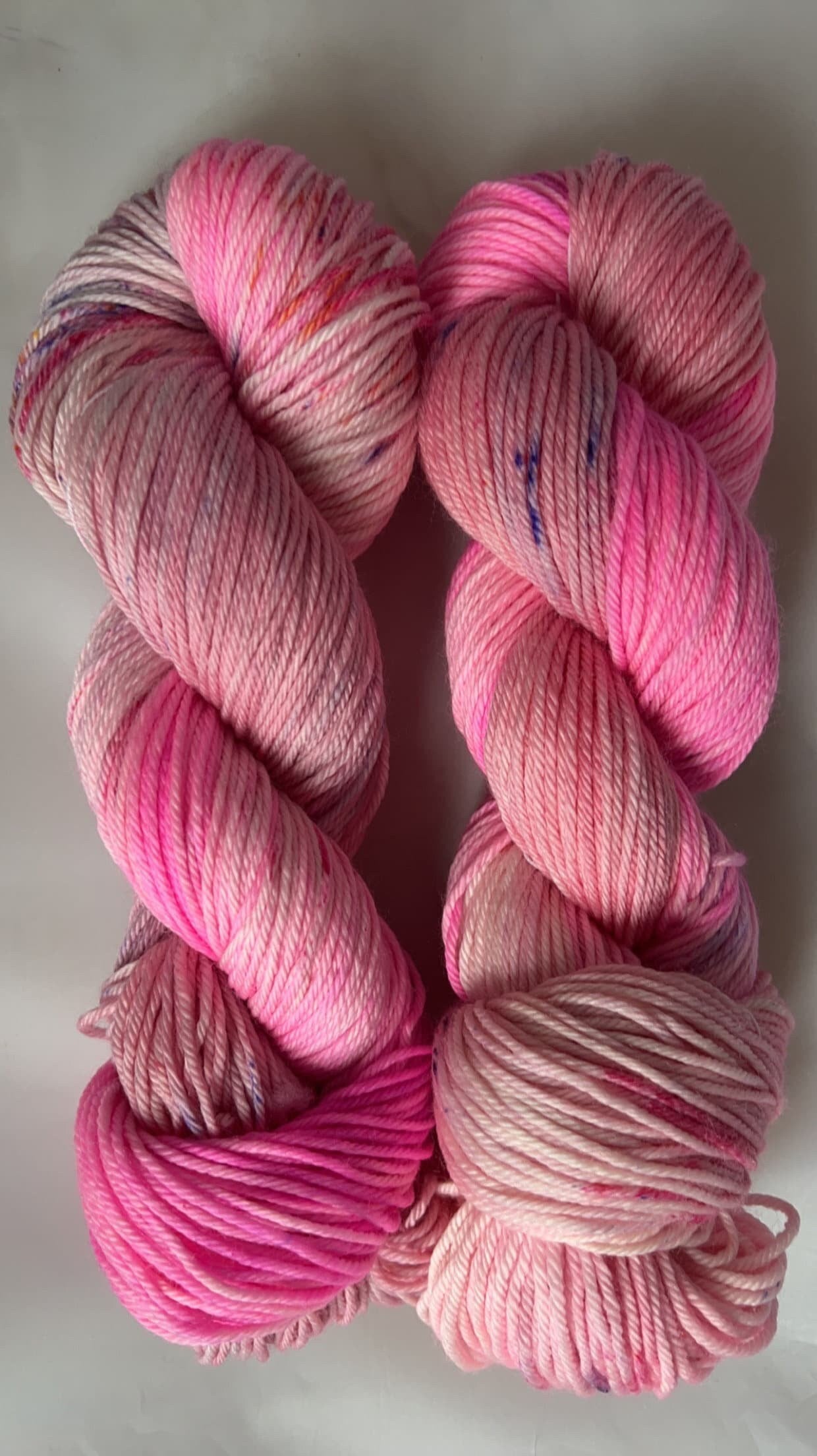 Hand-Dyed Merino Wool Yarn - Soft and Durable Yarn for Knitting and Crocheting | Indie Dyed Merino Wool | Worsted | Cupcake Frosting